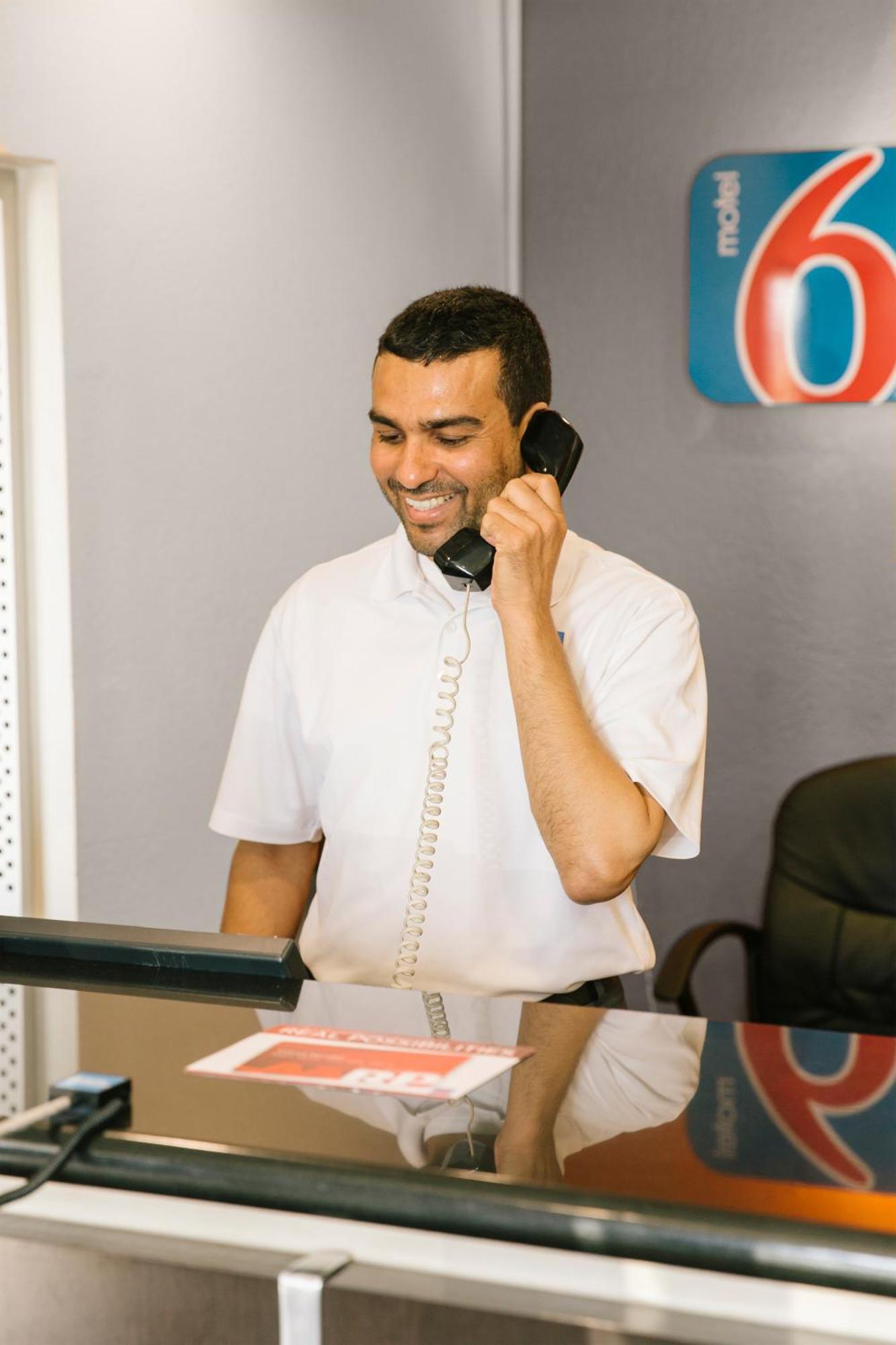 Motel 6-Richmond, Va - I-64 West هنريكو المظهر الخارجي الصورة