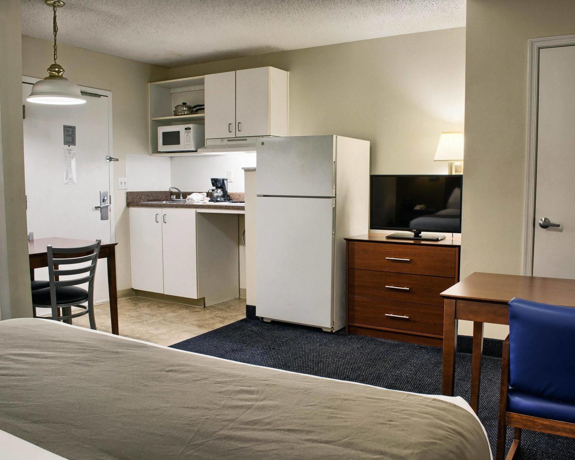 Motel 6-Richmond, Va - I-64 West هنريكو المظهر الخارجي الصورة