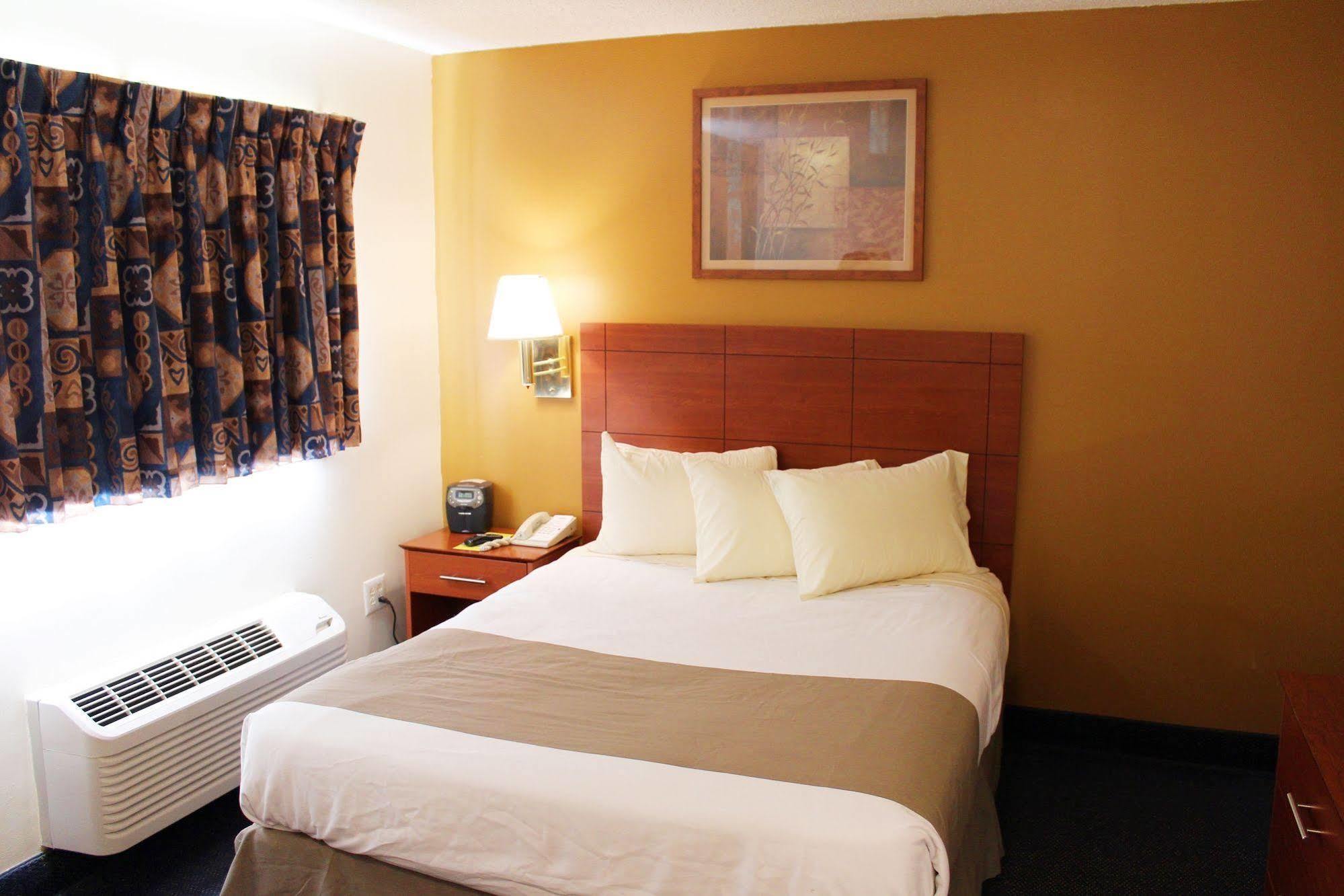 Motel 6-Richmond, Va - I-64 West هنريكو المظهر الخارجي الصورة